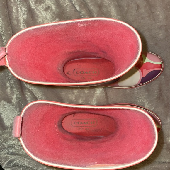 Size 7 pink and purple Coach Rainboots - Picture 6 of 8